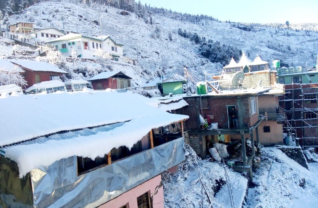 Kedarkantha Trek with Bookthehimalayas: A Journey to Remember